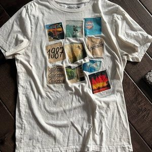 Set of 4 Aeropostale shirts